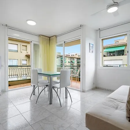Hauzify I Estrella Apartment Platja d'Aro