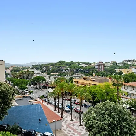 Hauzify I Estrella Apartment *